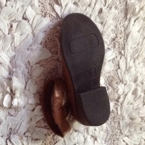 Cherokee brown and white crochet boots. - Picture 5 of 8